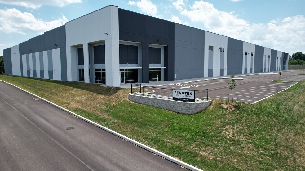 More Photos Of 222 Morgan Ln, York Warehouse For Sale