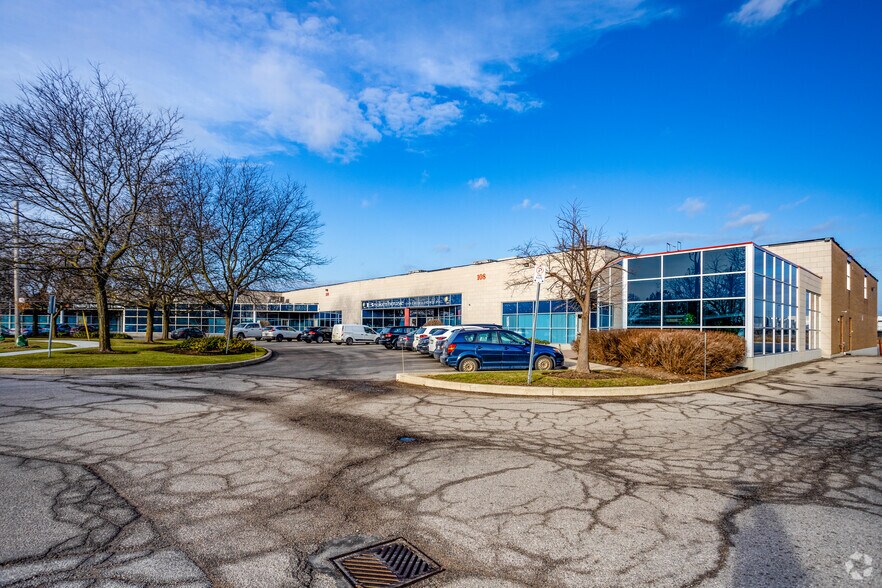 More Photos Of 108 Woodbine Downs Blvd, Toronto Warehouse For Lease