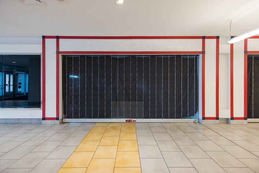 More Photos Of 2301-2401 Liberty Heights Ave, Baltimore Unknown For Lease