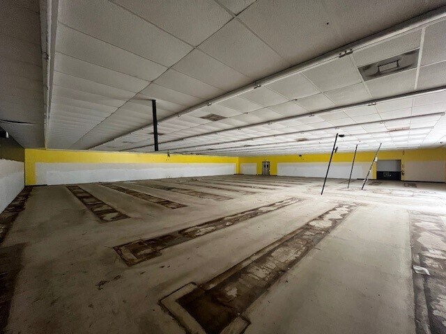 More Photos Of 13485 St Stephens Ave, Chatom Freestanding For Sale