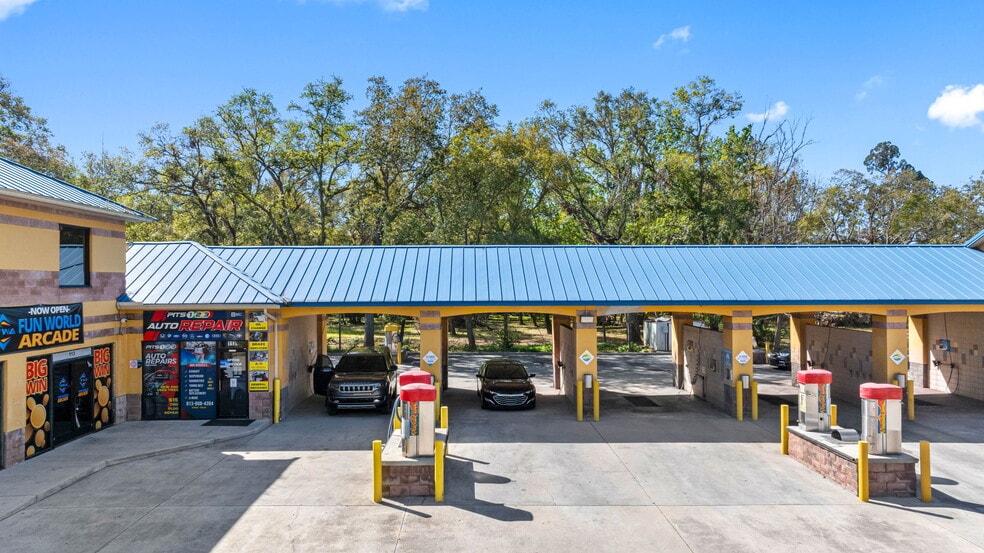 More Photos Of 113 S Valrico Rd, Valrico Carwash For Sale