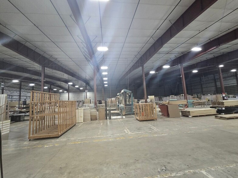 More Photos Of 5405 W Riverbend Ave, Post Falls Manufacturing For Lease