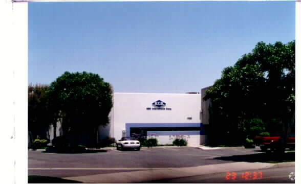 More Photos Of 1125 E Stanford Ct, Anaheim Manufacturing For Sale