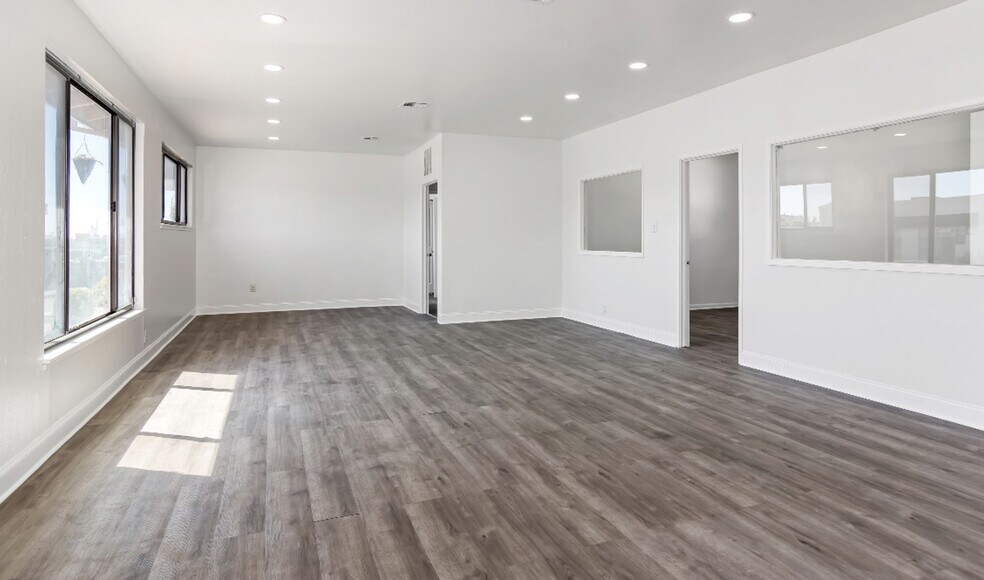 More Photos Of 2600-2624 Springs Rd, Vallejo Office For Lease