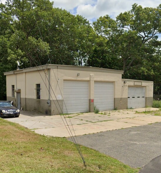 Primary Photo Of 1176-1180 Montauk Hwy, Mastic Auto Repair For Lease