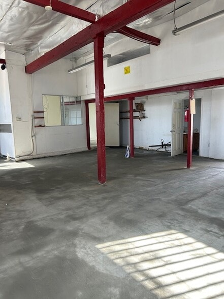 More Photos Of 4625 Exposition Blvd, Los Angeles Storefront For Lease