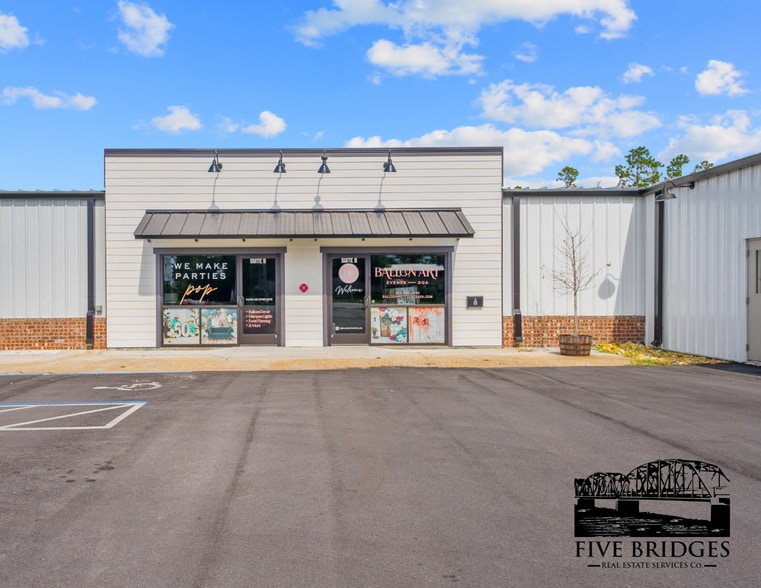 More Photos Of 1519 Ohio Ave, Lynn Haven Freestanding For Lease