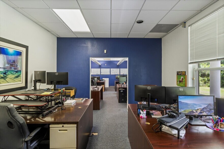 More Photos Of 268 S Suncoast Blvd, Crystal River Office For Sale