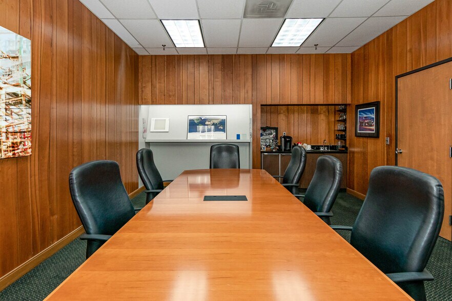 More Photos Of 626 Harper Ave, Detroit Light Manufacturing For Sale