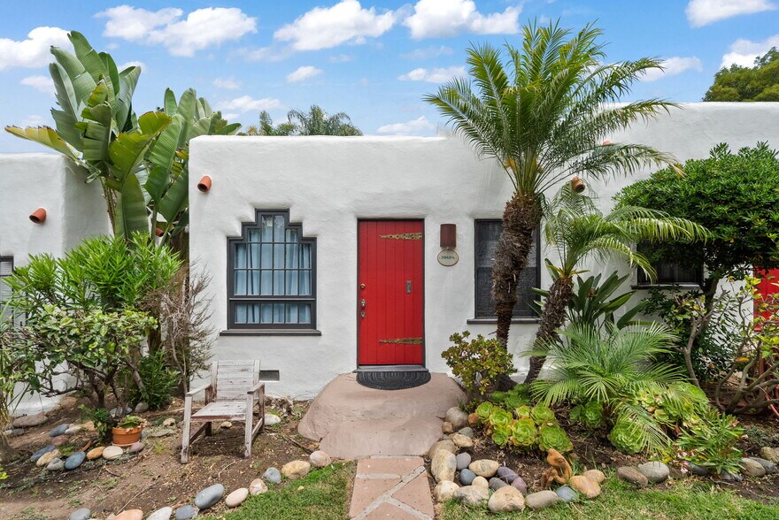 More Photos Of 3933-3945 Hamilton St, San Diego Apartments For Sale