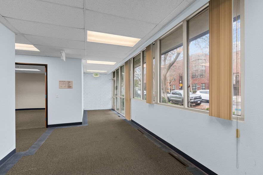 More Photos Of 2626 N St, Sacramento Medical For Sale