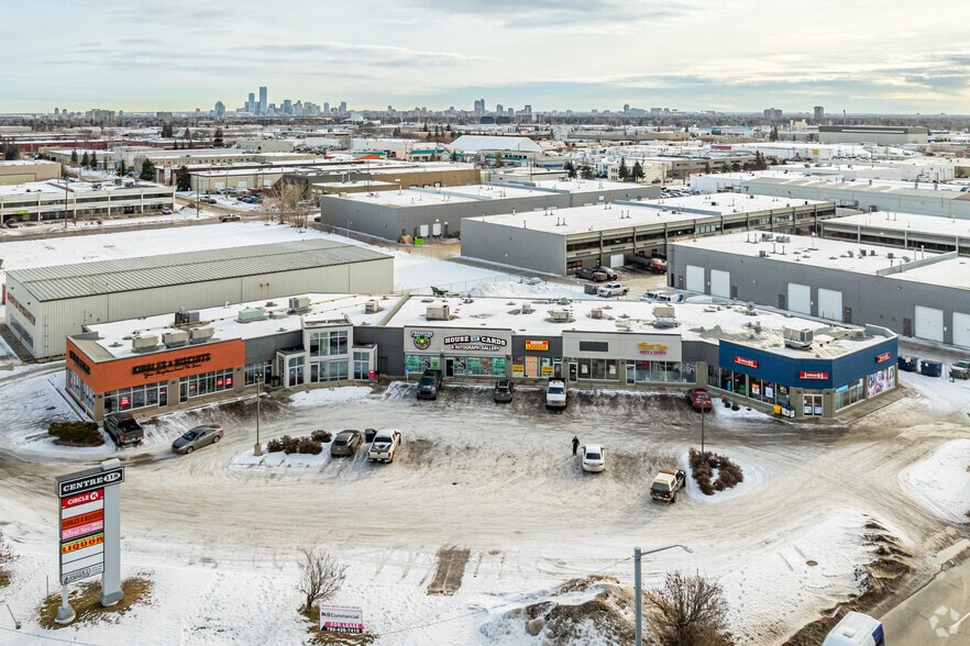 More Photos Of 15505-15531 118th Ave, Edmonton Storefront Retail Office For Lease