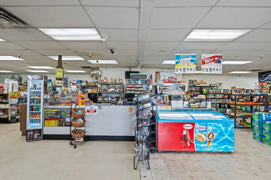 More Photos Of 1870 Vassar St, Reno Storefront Retail Office For Sale
