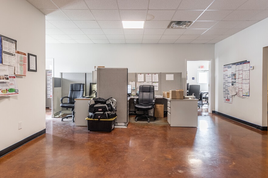 More Photos Of 544 Meadowlark Dr, Monroe Warehouse For Sale