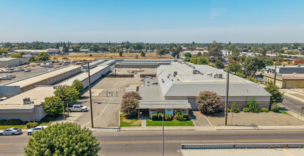 Primary Photo Of 845 N Burke St, Visalia Warehouse For Sale