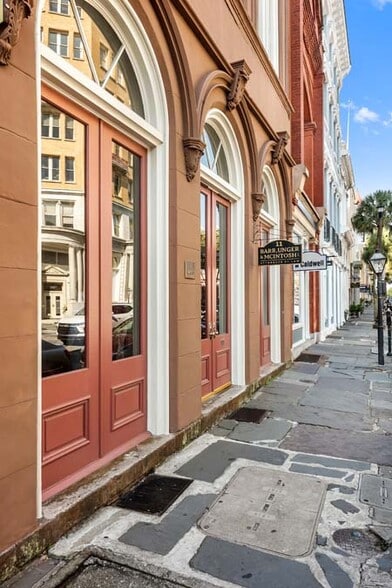More Photos Of 11 Broad St, Charleston Office Residential For Lease