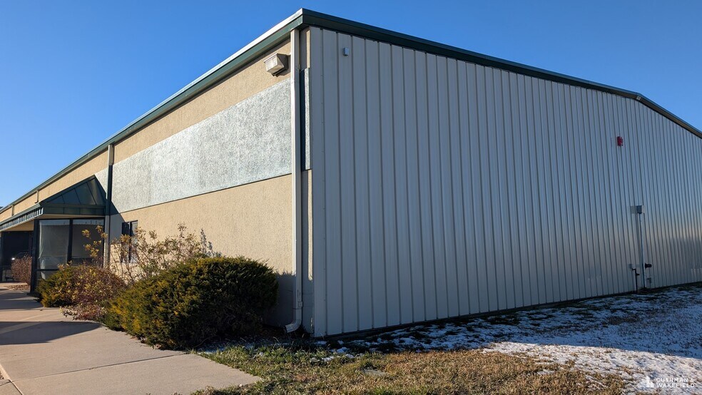 More Photos Of 14125-14133 Mead St, Longmont Flex For Lease