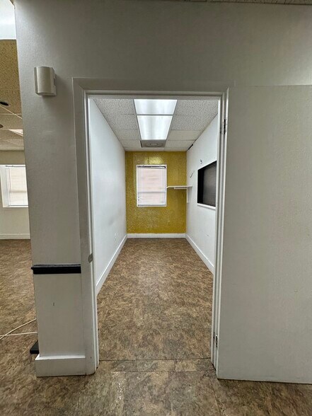 More Photos Of 4719-4731 Stamp Rd, Temple Hills Service For Sale