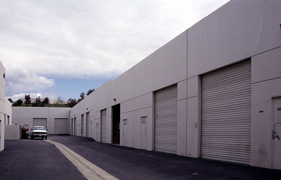 More Photos Of 919 Calle Amanecer, San Clemente Showroom For Lease