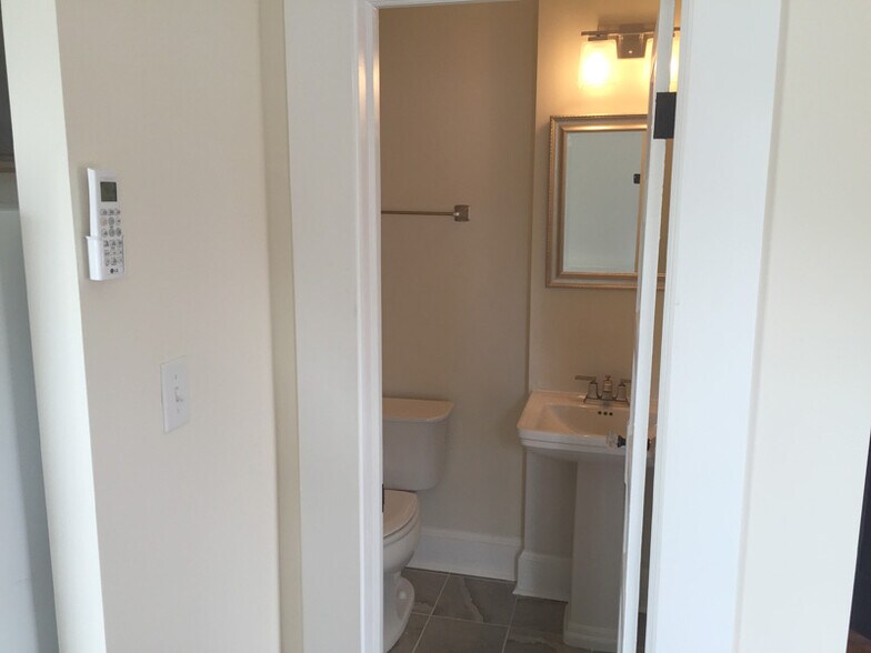 More Photos Of 139-141 S Loudoun St, Winchester Apartments For Sale