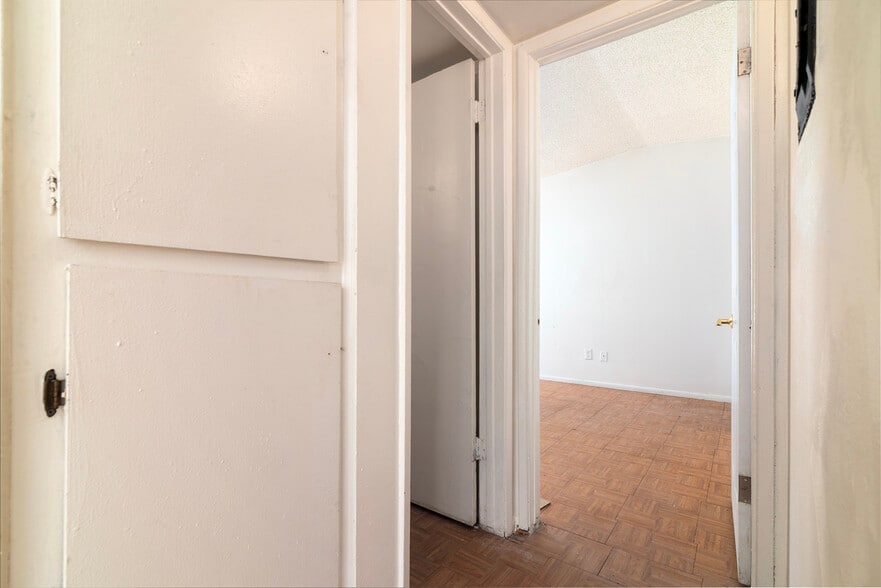 More Photos Of 505 N Williams, Mesa Apartments For Sale