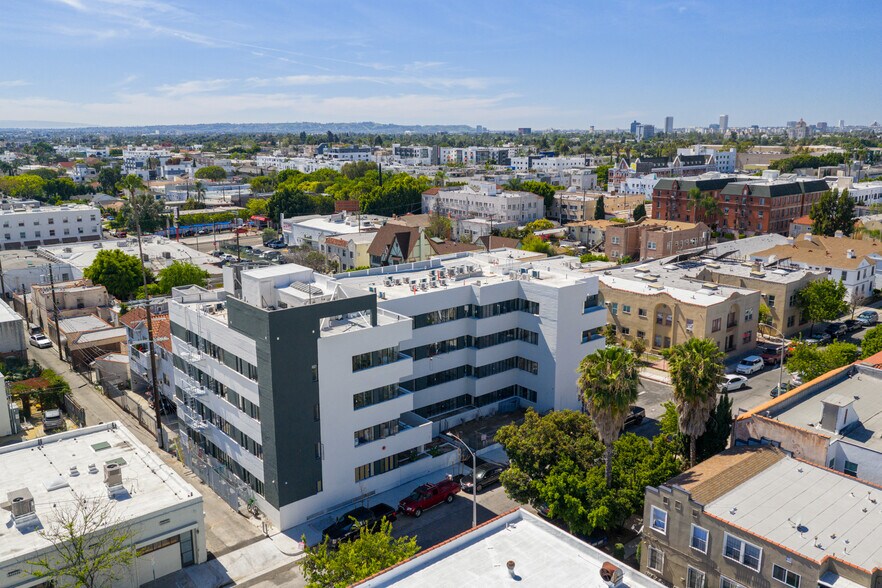 More Photos Of 5128 Marathon St, Los Angeles Apartments For Sale