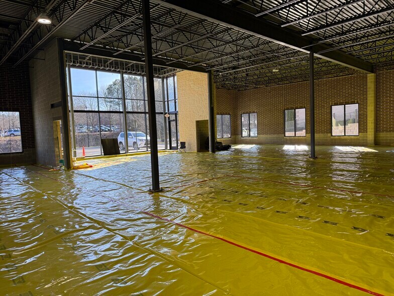 More Photos Of 640 Claremore Professional Way, Woodstock Medical For Lease