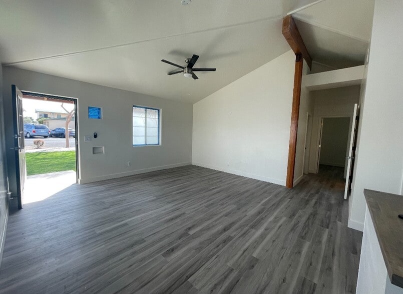 More Photos Of 7162 N 57th Ave, Glendale Apartments For Sale