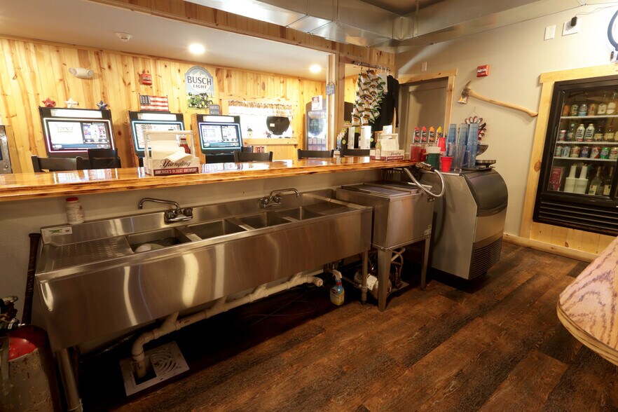 More Photos Of 10410 Buffalo Rd, Mifflinburg Restaurant For Sale