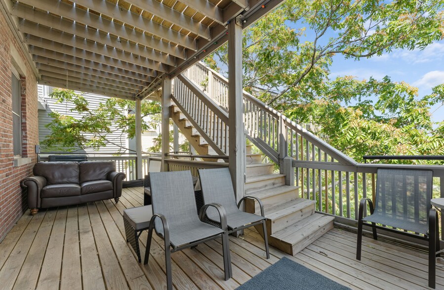 More Photos Of 262-264 W Broadway, South Boston Apartments For Sale