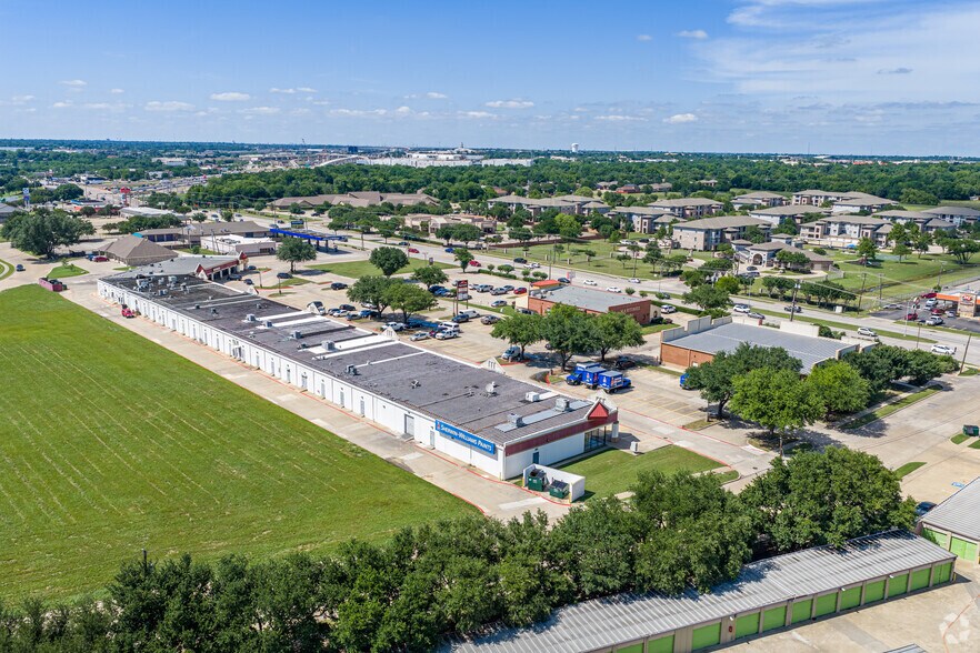 More Photos Of 909 Gross Rd, Mesquite Unknown For Lease