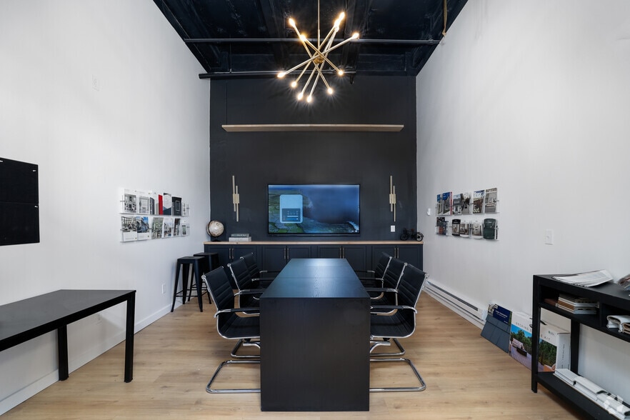 More Photos Of 58 Pulaski St, Peabody Unknown For Lease