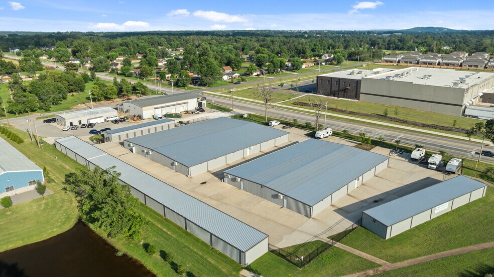 More Photos Of 753 W Pleasant Grove Rd, Rogers Self Storage For Sale