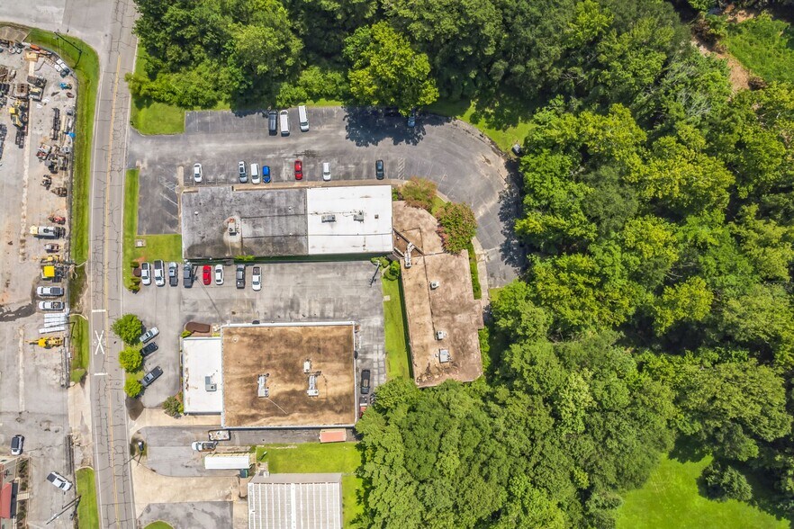 More Photos Of 2169 Commerce Blvd, Irondale Office For Sale