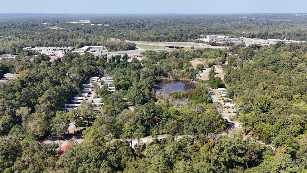 More Photos Of 114 Trailer Park Dr, Macon-Bibb Manufactured Housing Mobile Home Park For Sale