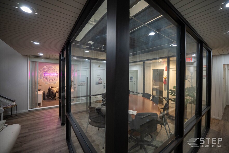 More Photos Of 1901 Kipling St, Lakewood Office For Sale