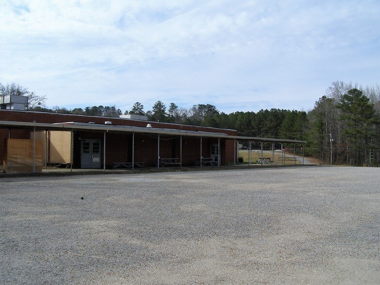 More Photos Of 2580 Highway 46, Heflin Warehouse For Lease