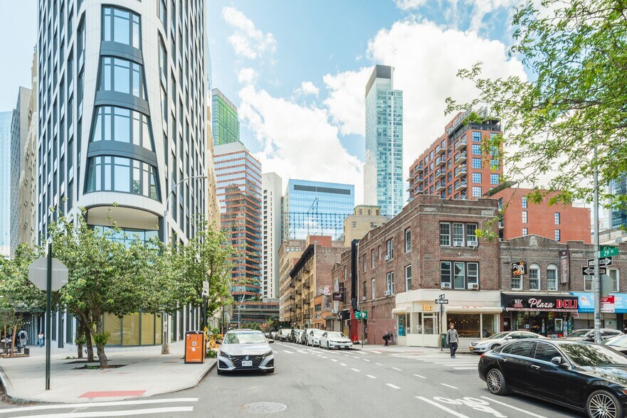 More Photos Of , Long Island City General Retail For Sale