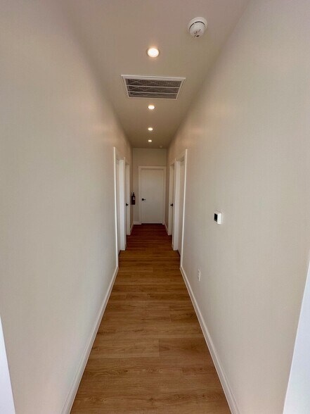 More Photos Of 10100 Darden Hill Rd, Austin Light Distribution For Sale