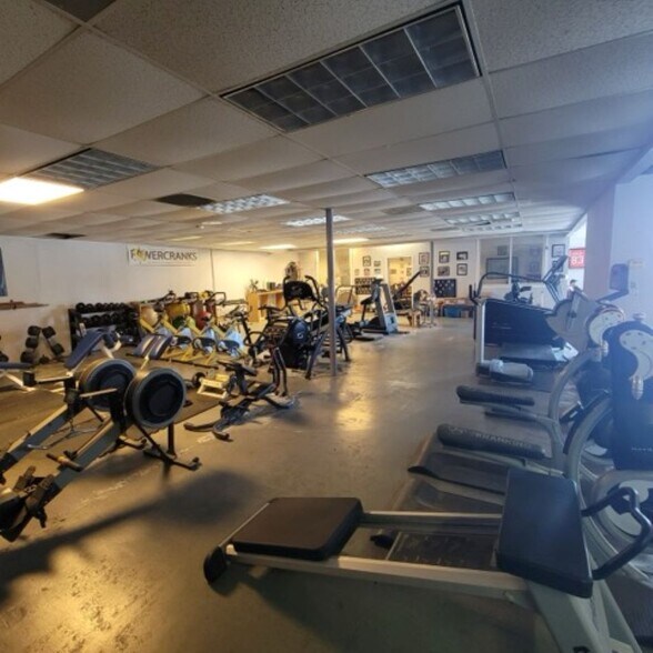 More Photos Of 990 Detroit Ave, Concord Warehouse For Lease