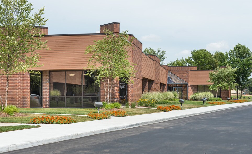 Primary Photo Of 150 N Patrick Blvd, Brookfield Research And Development For Lease