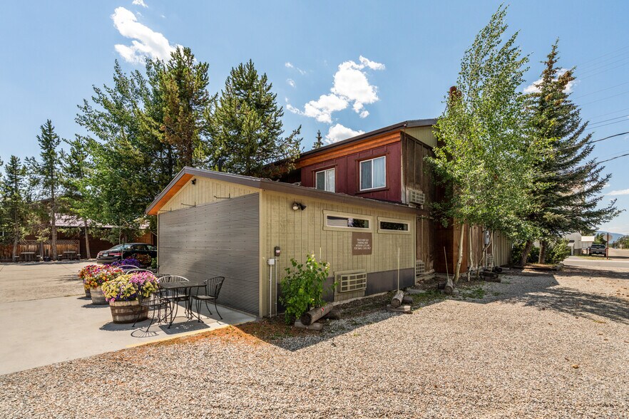 More Photos Of 119 Electric St, West Yellowstone Hotel For Sale