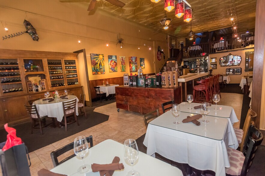More Photos Of 35 Main St, Bisbee Restaurant For Sale