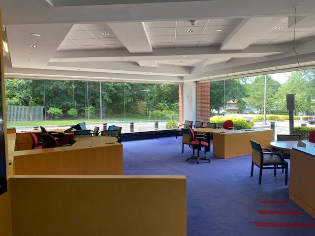 More Photos Of 81 W Ramapo Rd, Garnerville Freestanding For Sale