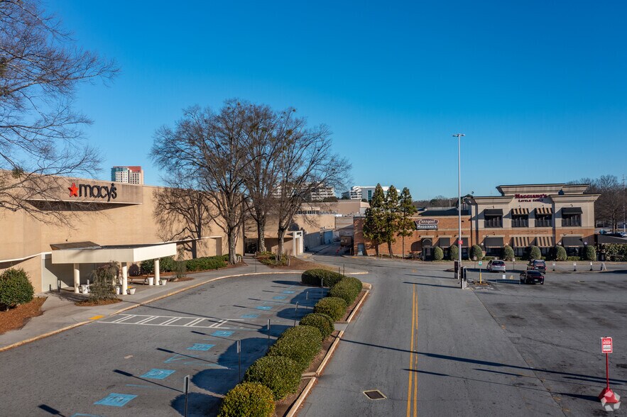 More Photos Of 4400 Ashford Dunwoody Rd NE, Atlanta Unknown For Lease