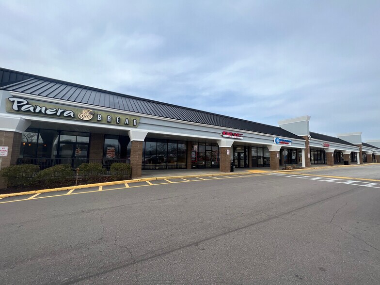 More Photos Of 220 Route 12, Groton Unknown For Lease
