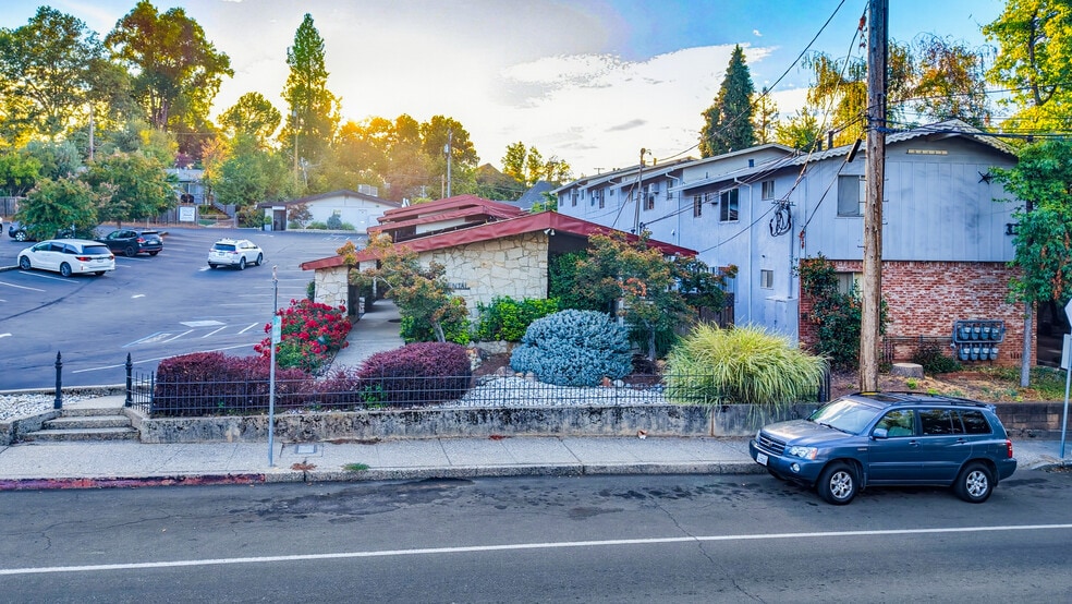 More Photos Of 316 S Auburn St, Grass Valley Medical For Sale
