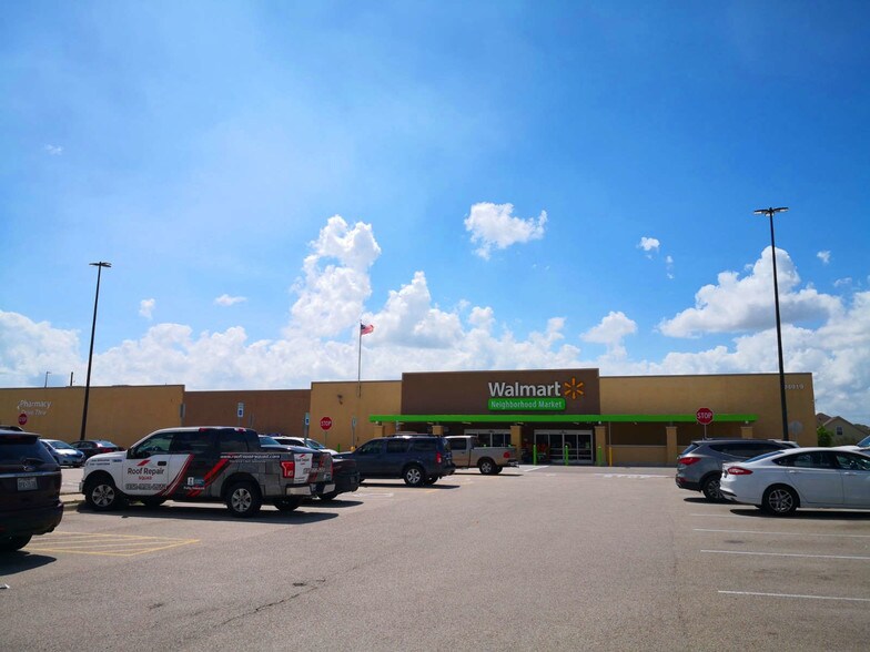 More Photos Of 25031 Westheimer Pky, Katy Storefront For Lease