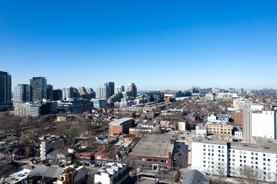 More Photos Of 777 Richmond St W, Toronto Office For Lease