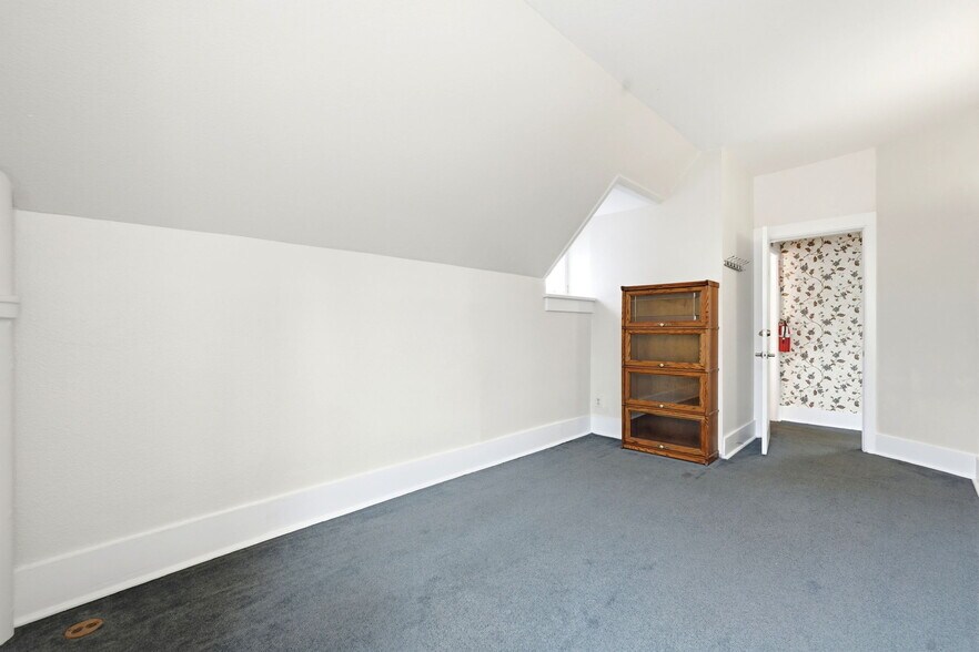 More Photos Of 2439 Broadway St, Boulder Office Residential For Sale